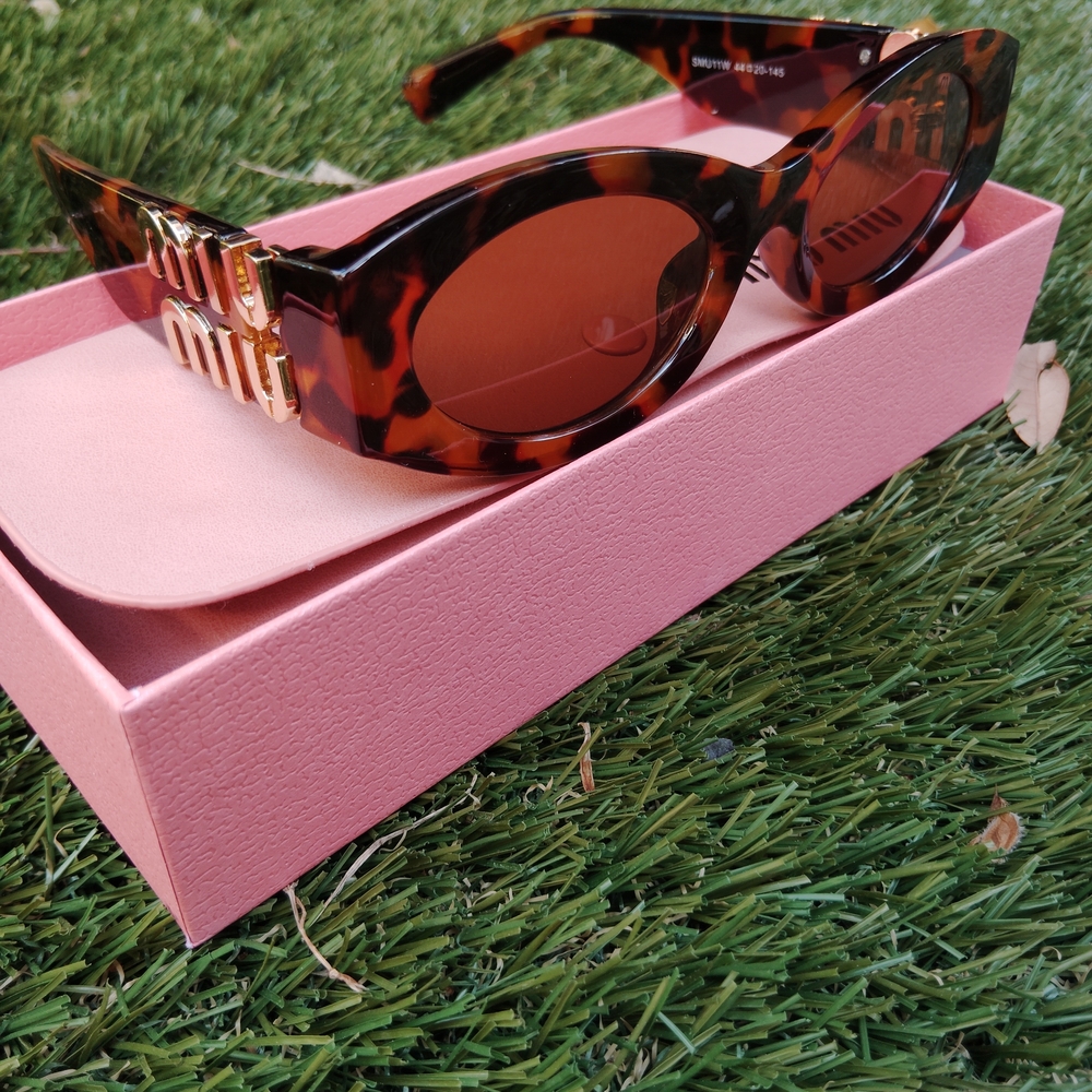 Tortoiseshell Cat-Eye Sunglasses - Brown Lenses - Picture 2 of 4
